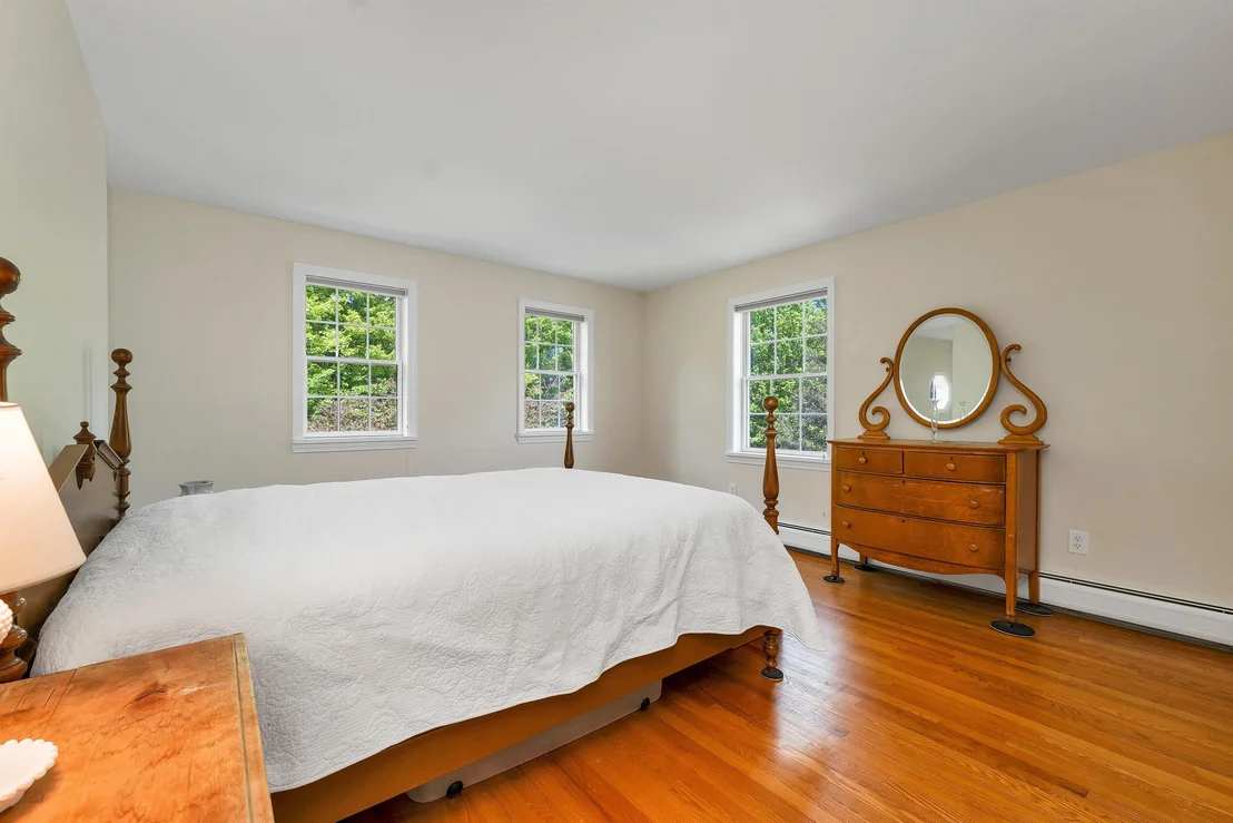Photo of 25 Wolfeboro
