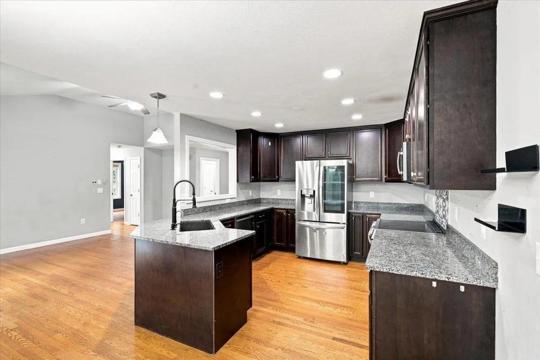 Photo of 5 Ames