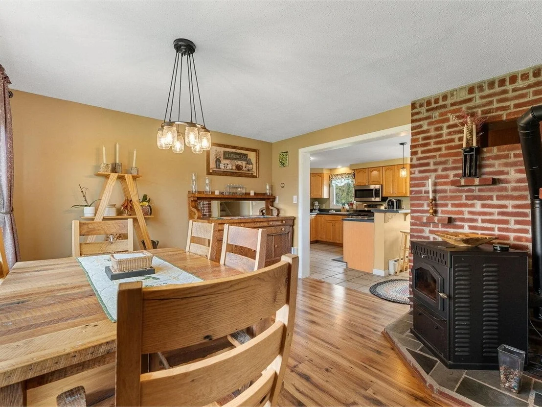 Photo of 771 Robinson