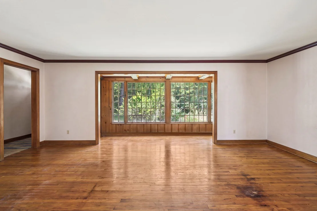 Photo of 72 Ledge