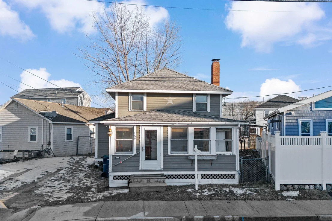 Photo of 169 Ashworth