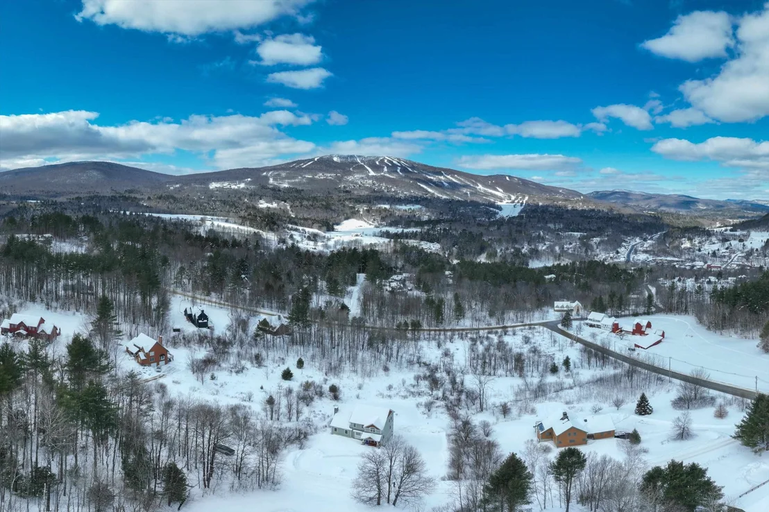 Photo of 42 Deerfield