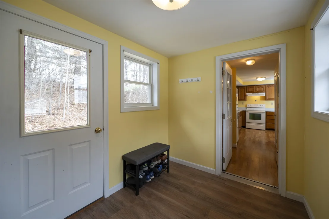 Photo of 401 Colonial