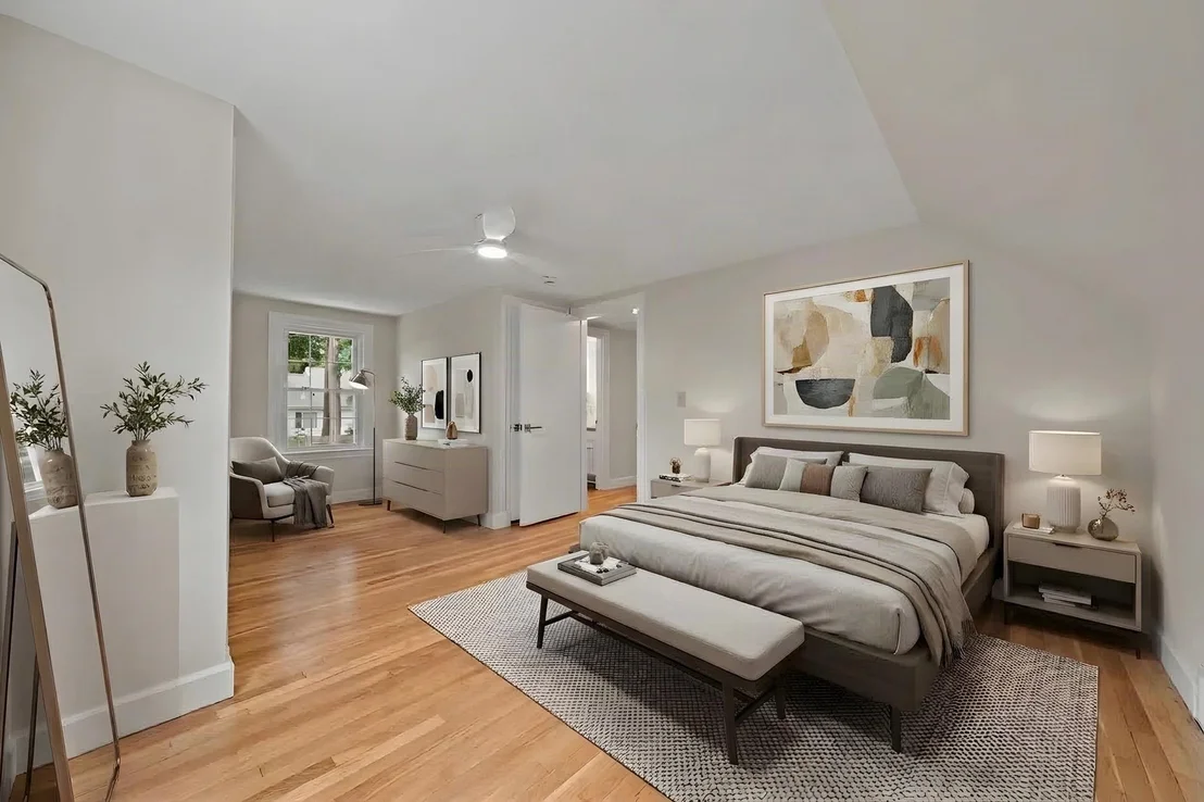 Photo of 9 Hillside