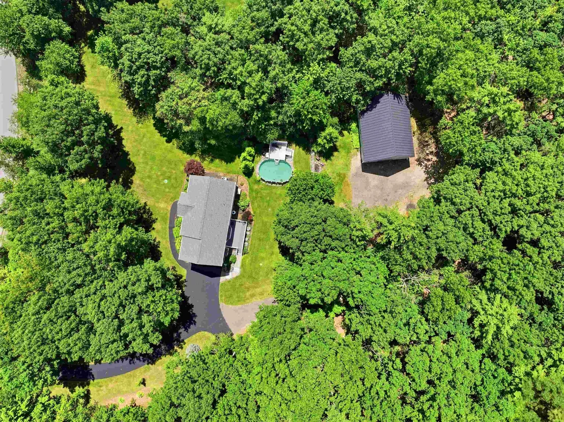 Photo of 1 Eagle Hill