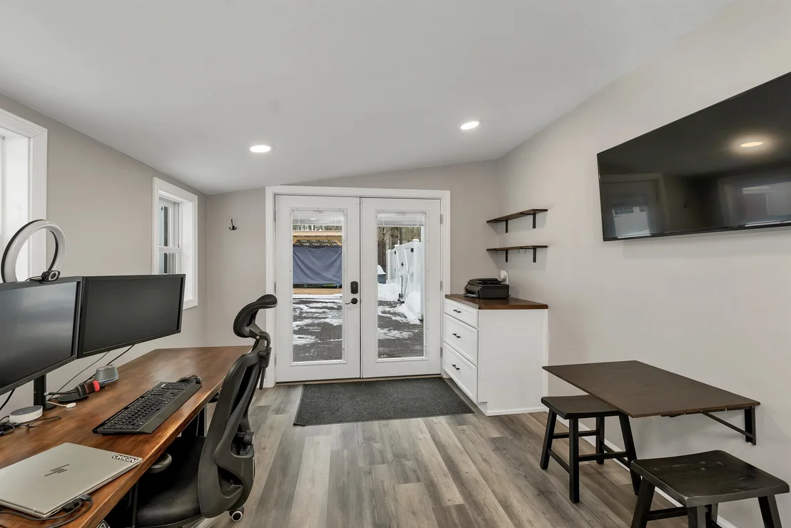 Photo of 37 Allen