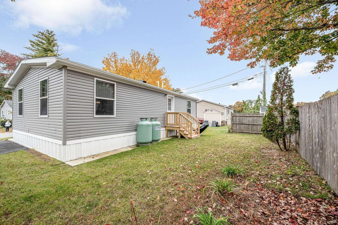 Photo of 41 B
