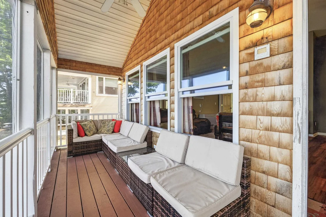 Photo of 6 Hideaway