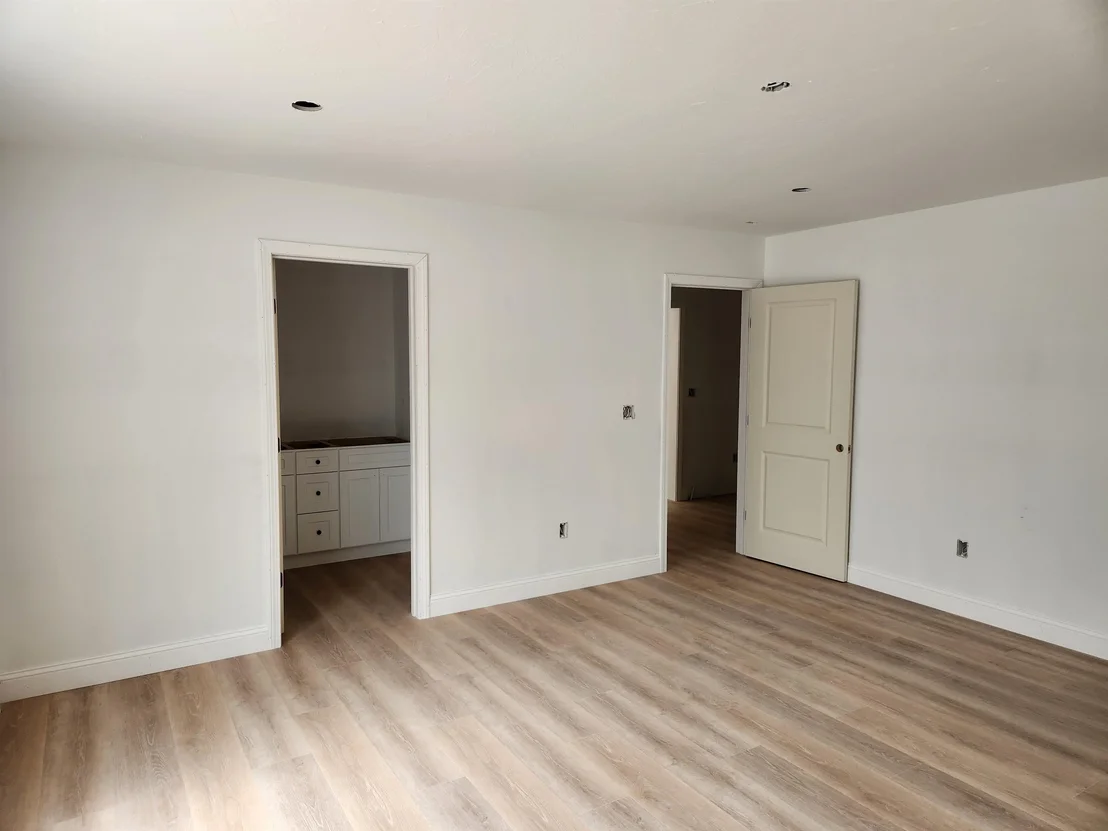 Photo of 27 RiverView