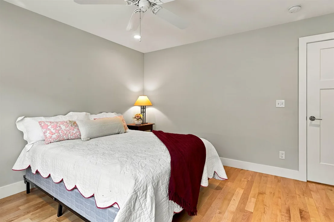 Photo of 10 Mulberry
