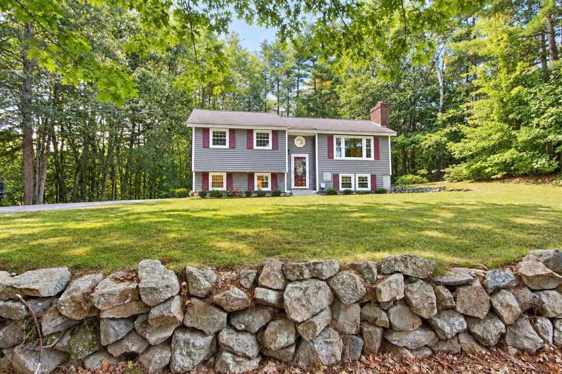 Photo of 12 Roundtree