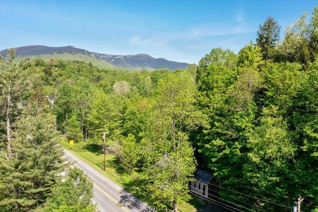 Photo of 4780 Mountain