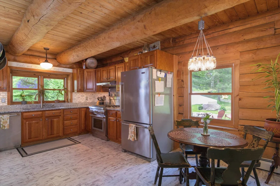Photo of 566 Patch Hill