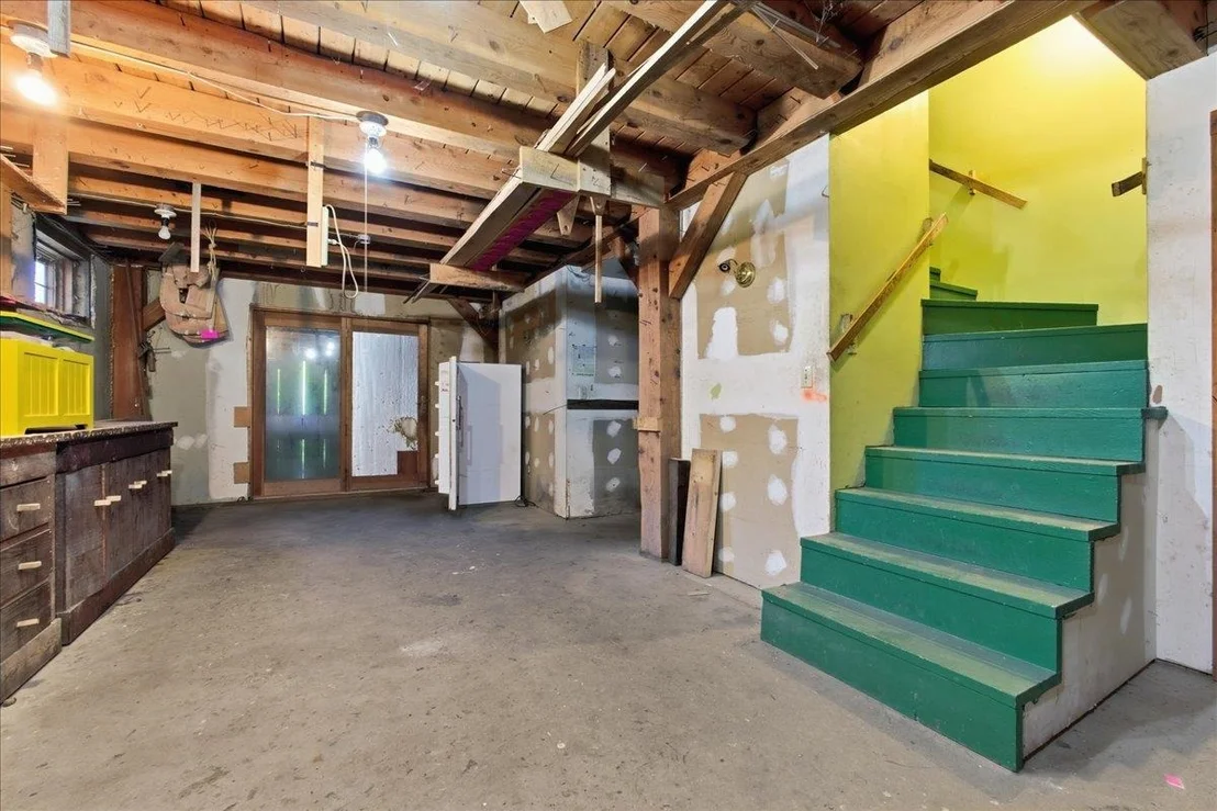 Photo of 1378 Hallstrom