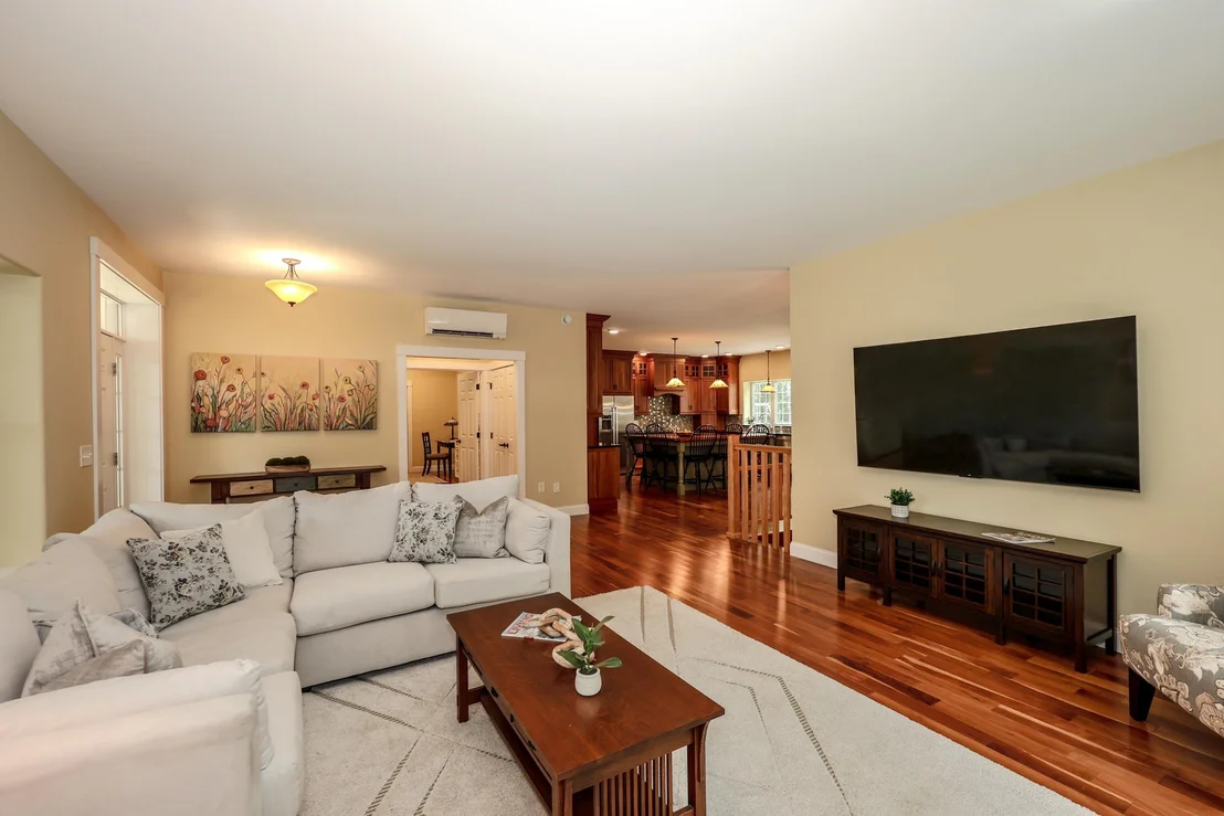 Photo of 237 Grapevine