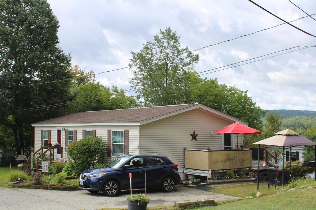 Photo of 10 Hilltop