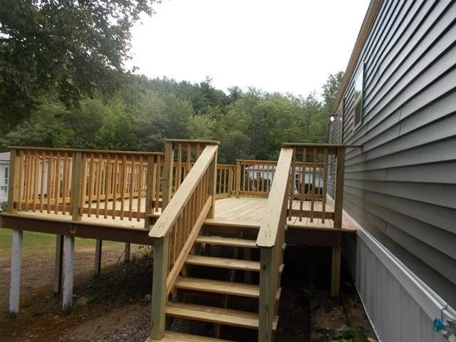 Photo of 77 Royalcrest