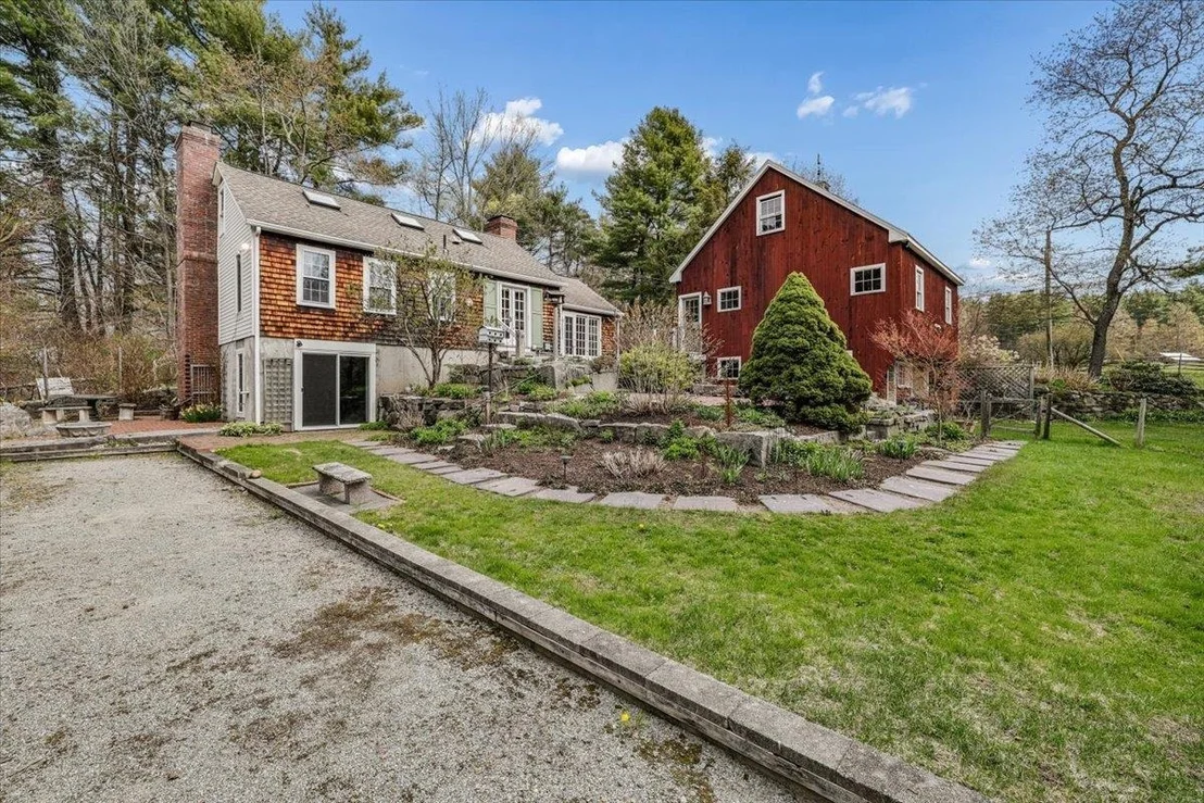 Photo of 2 Mack Hill