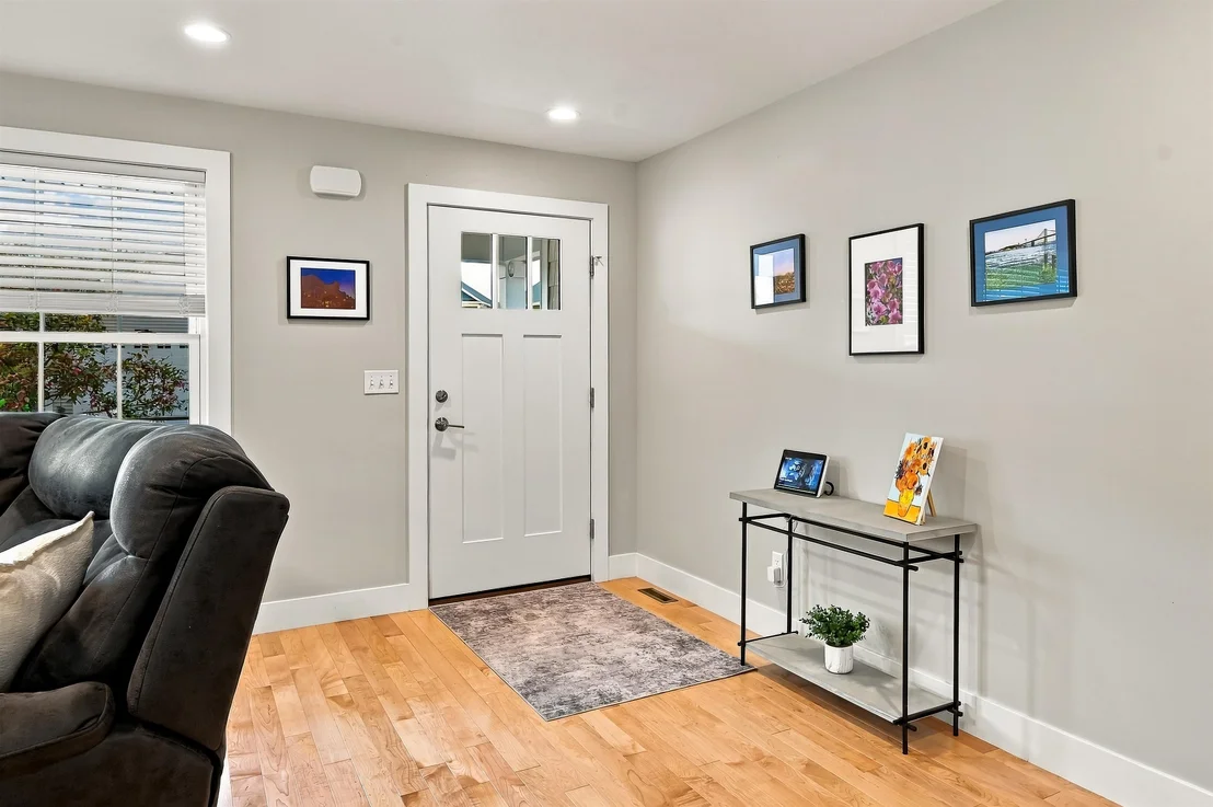 Photo of 10 Mulberry