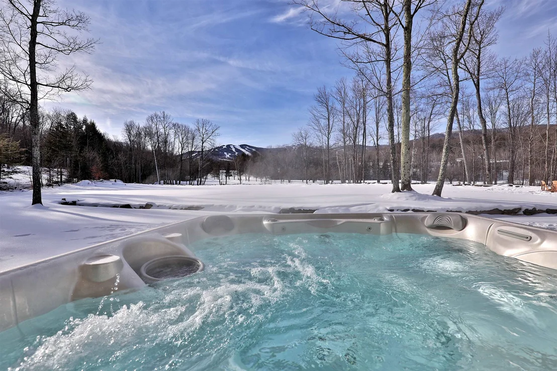 Photo of 426 Roaring Brook