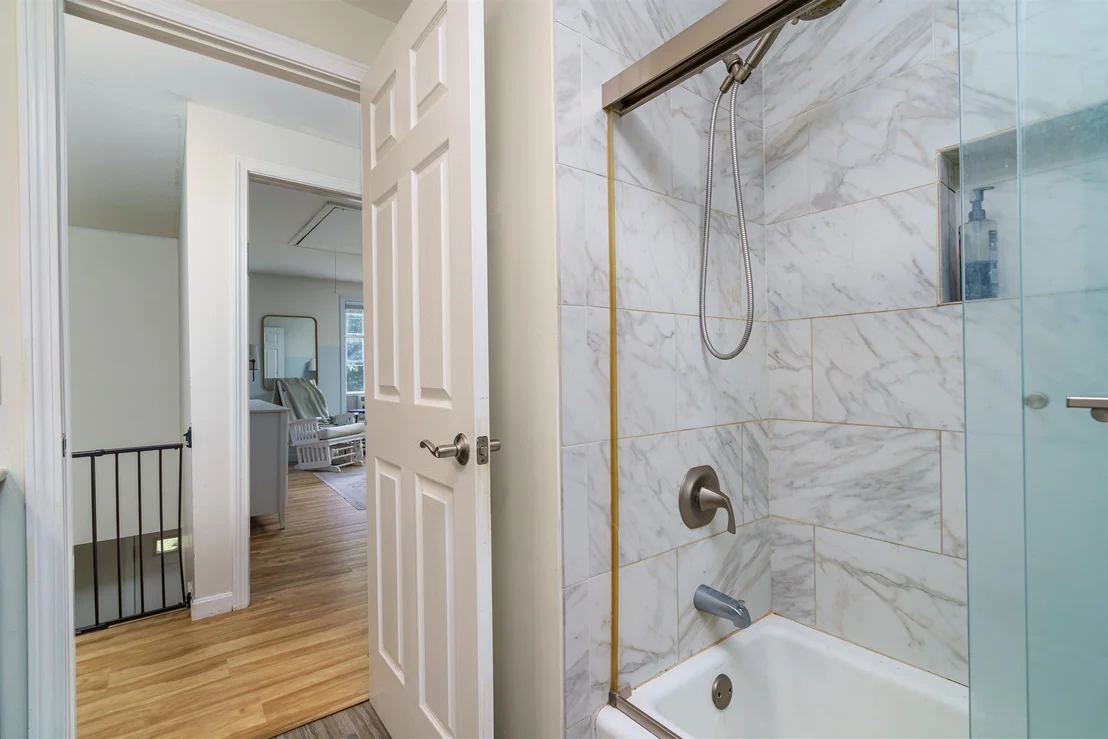 Photo of 37 Tamarack