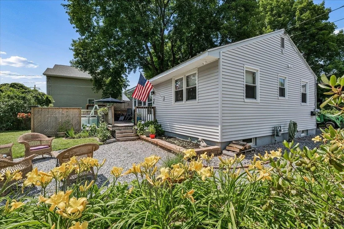 Photo of 44 Allison