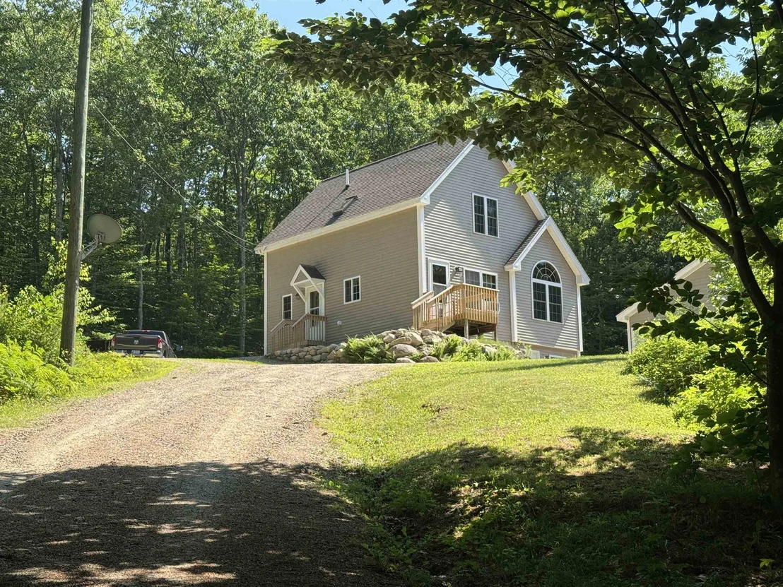 Photo of 107 Blake Hill