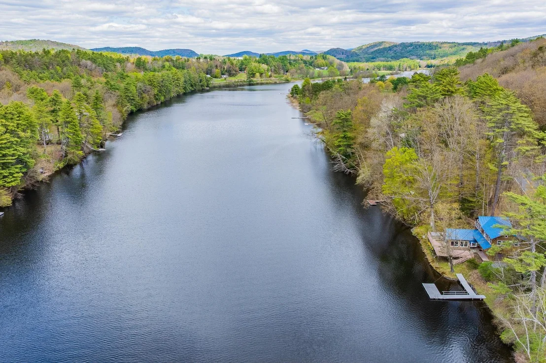Photo of 32 River