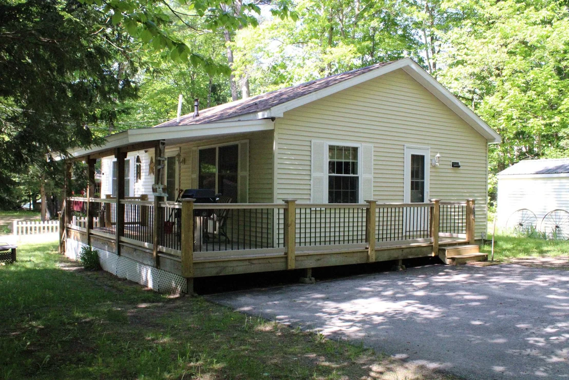 Photo of 461 Jericho