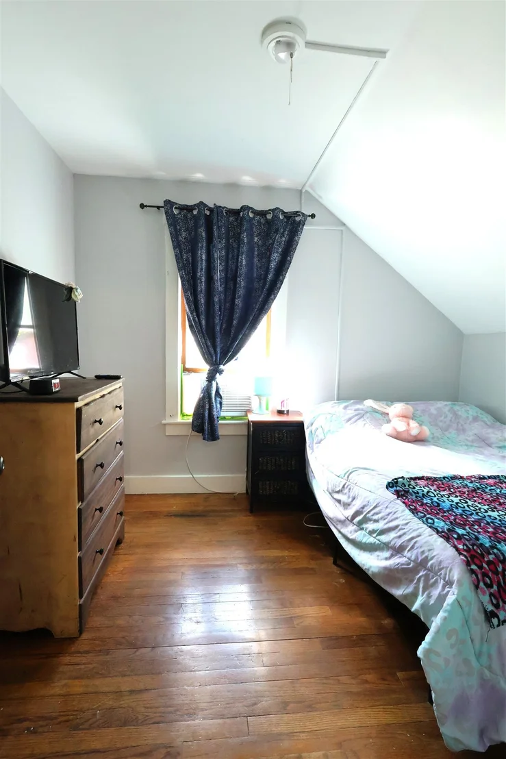 Photo of 427 Maple