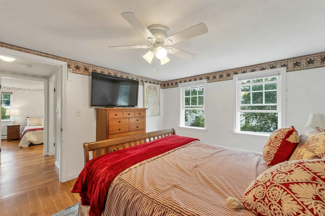 Photo of 2 Belmont