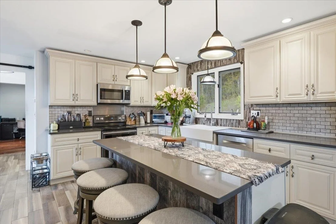 Photo of 33 Valley View