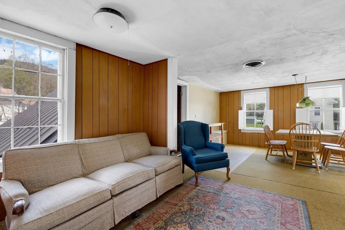 Photo of 761 Main