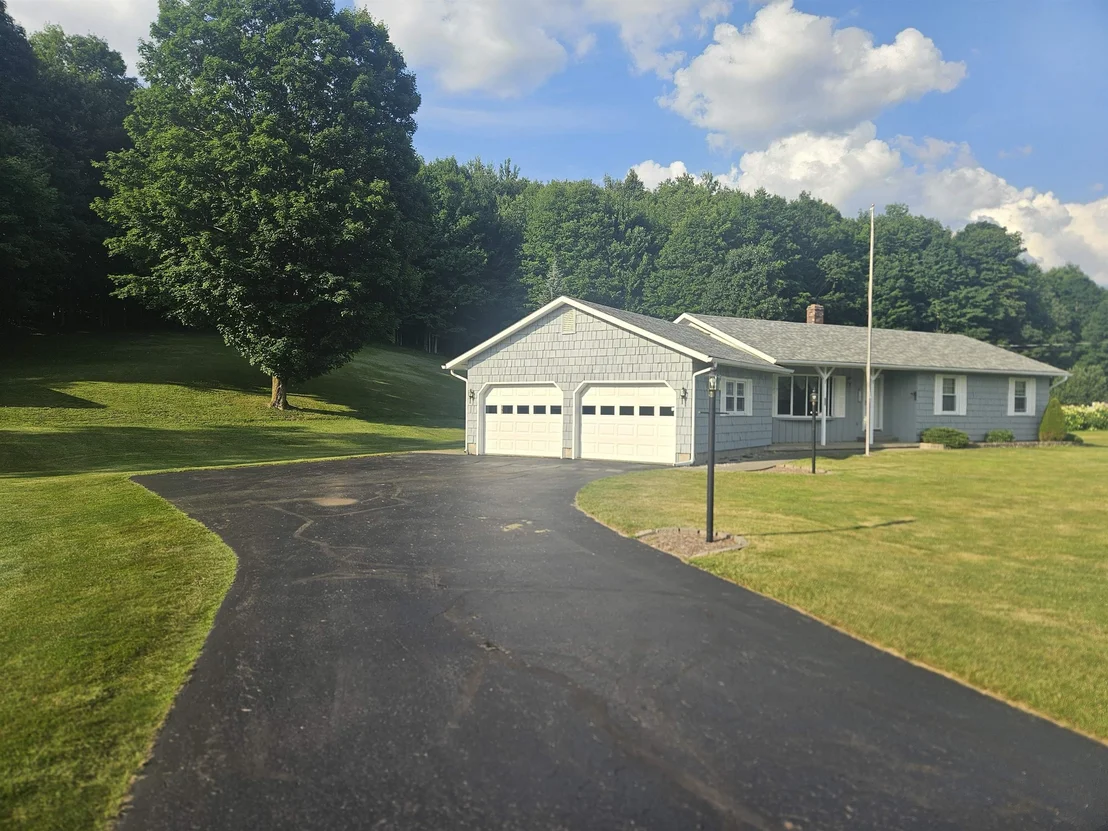 Photo of 168 Morin