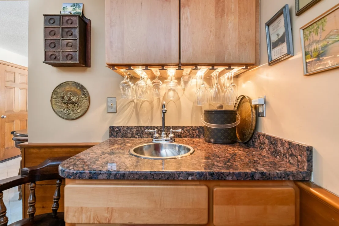 Photo of 15 Martingale