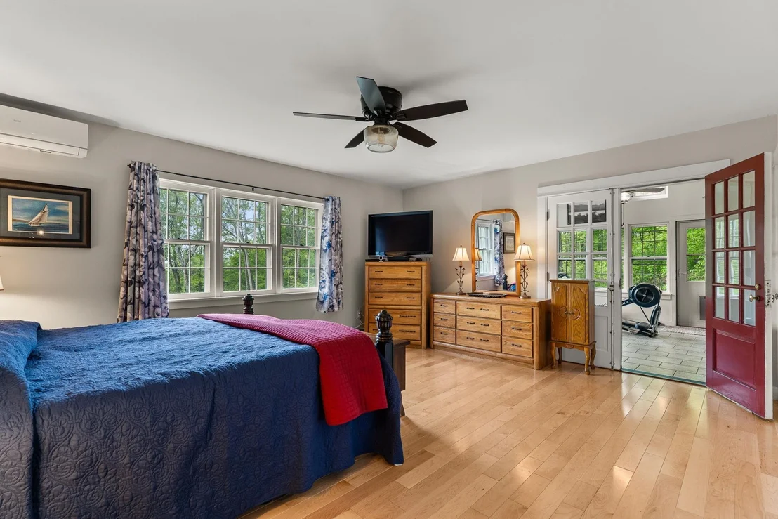 Photo of 515 Shattuck Hill