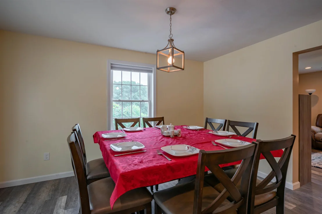 Photo of 885 Mason