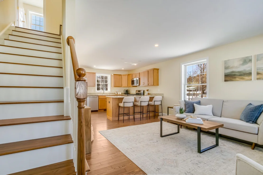 Photo of Unit 11 at 15B Violette