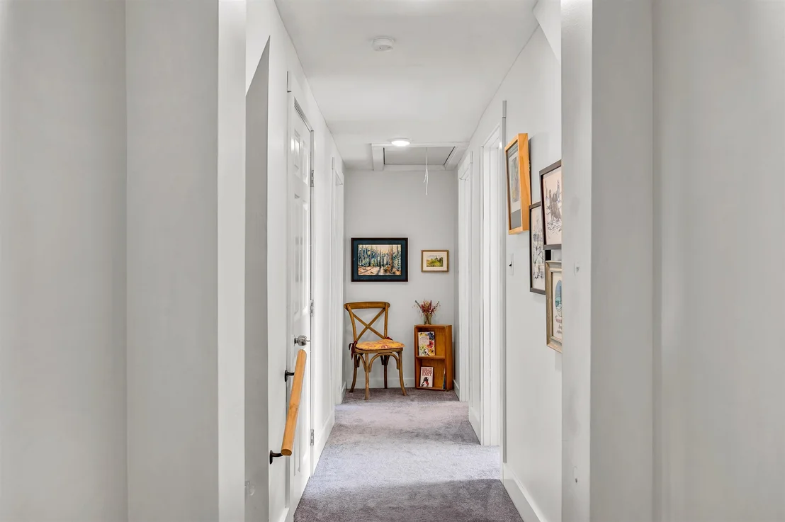 Photo of 855 Jacobs