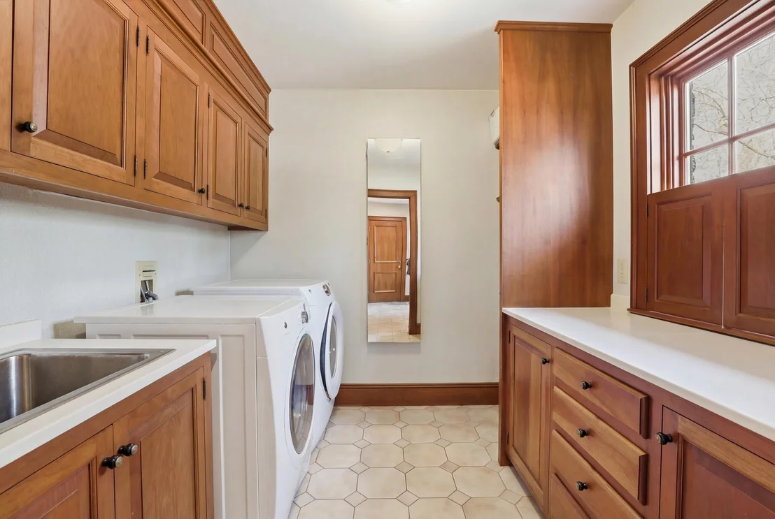 Photo of 63 Ridge