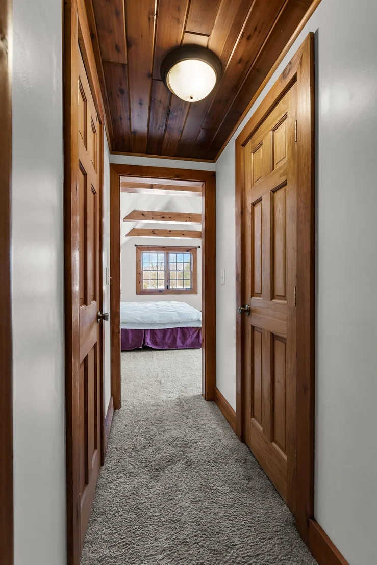 Photo of 1104 Main