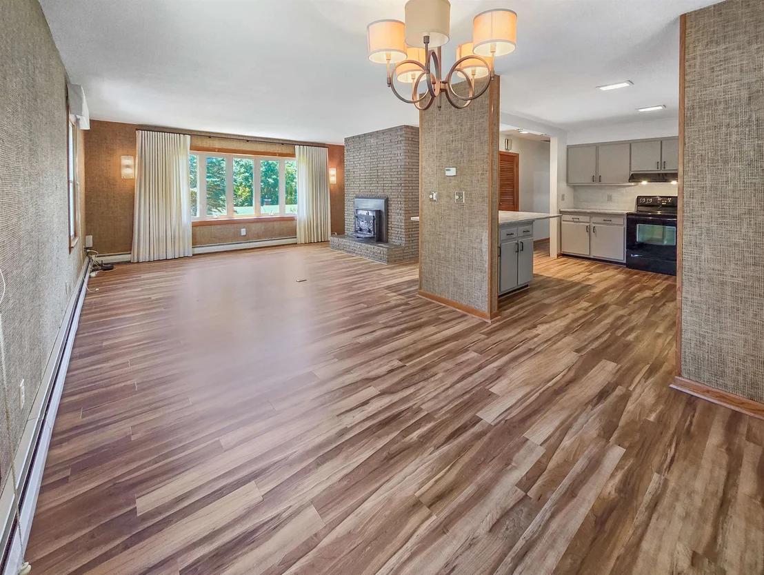 Photo of 6 Juniper Hill