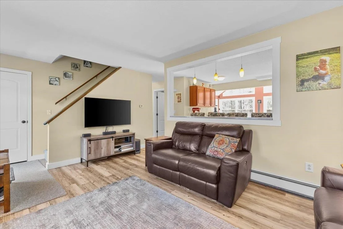Photo of 191 Bayview