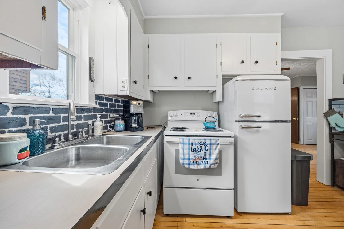 Photo of 134 Cedar Pond