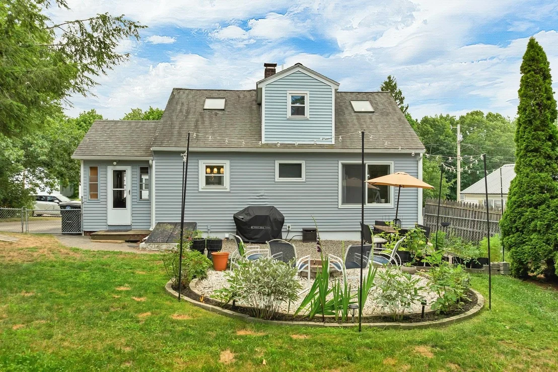 Photo of 3 Maplewood