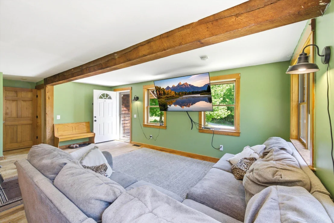 Photo of 15 Maple View
