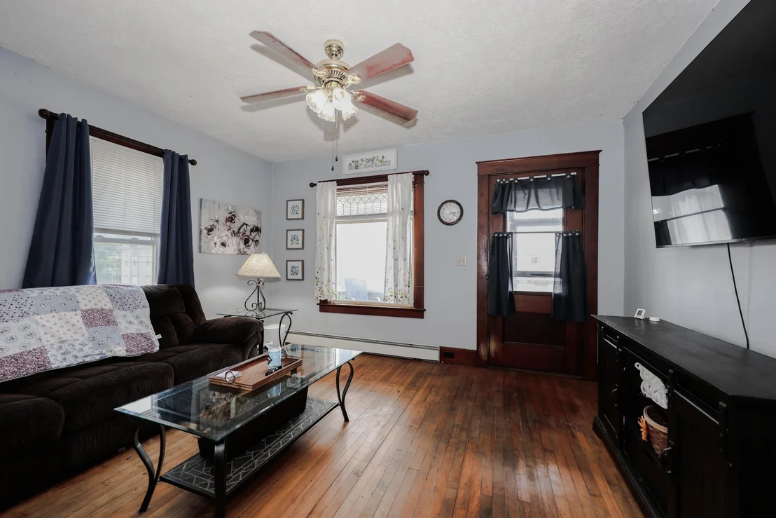 Photo of 80 Baldwin