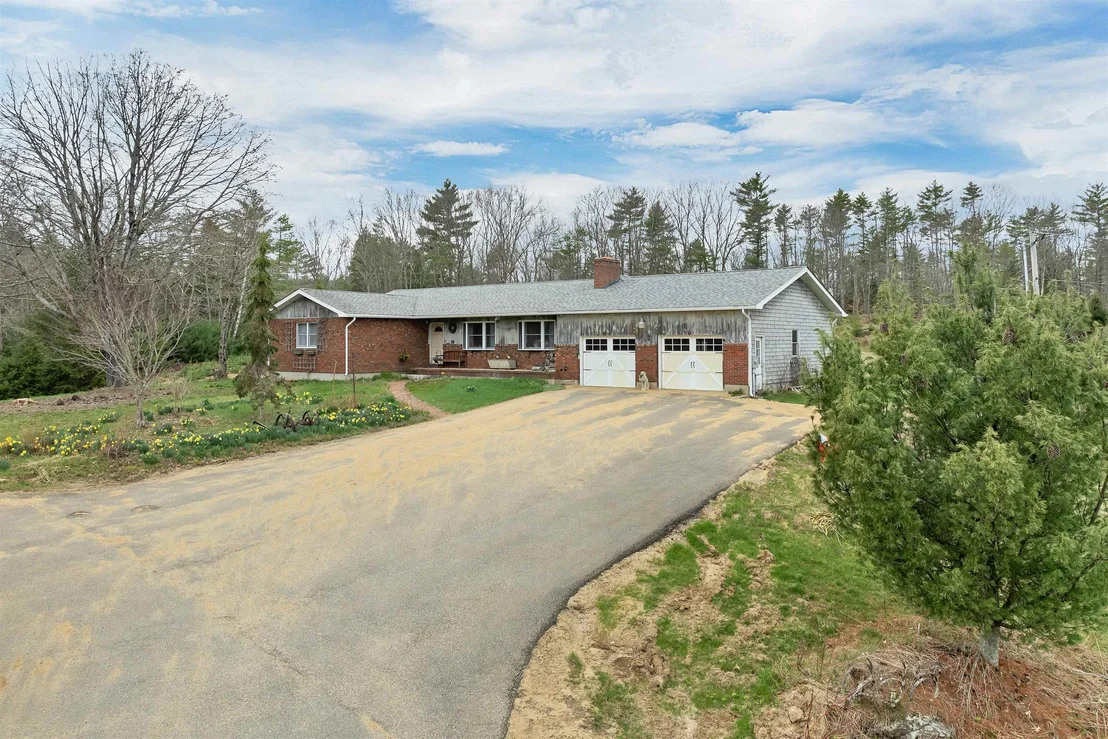 Photo of 44 Suncook Valley