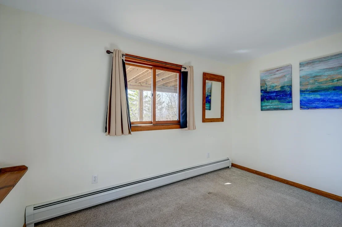 Photo of 27 Upper Lake View