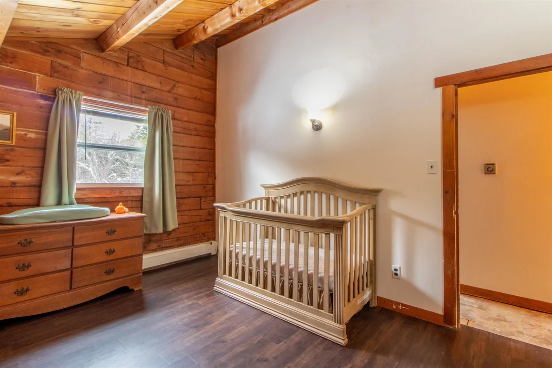 Photo of 2431 Roaring Brook